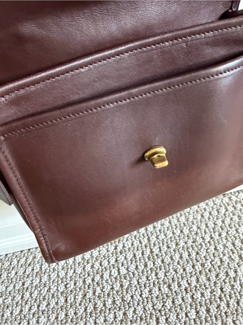 Coach Vintage Court Leather Bag D8U-9870 in Deep Brown - Picture 11 of 13